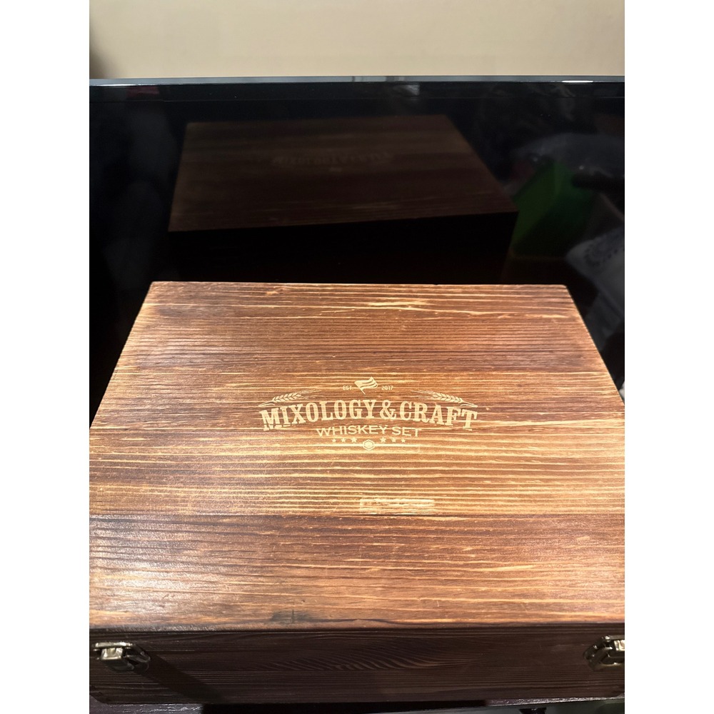 Mixology & Craft Whiskey Set Twisted Decanter‎ Glasses Wood Box Chilling Stones
